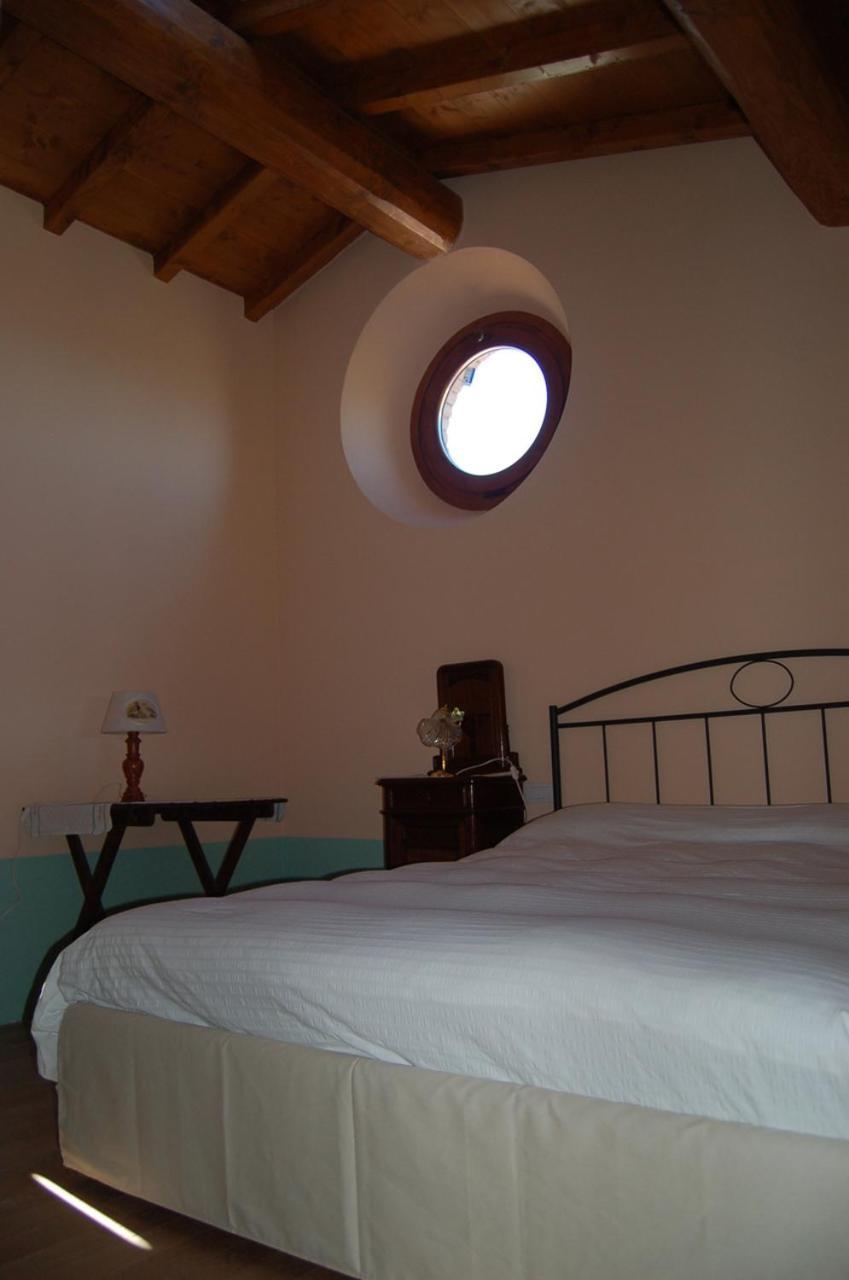 Agriturismo Il Filare Neviano degli Arduini Oda fotoğraf